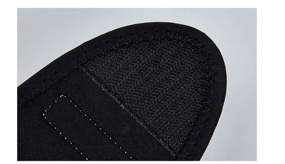 Wireless Vibration Physical Therapy Heating Wrist Massager for Ultimate Comfort - MassageKraft