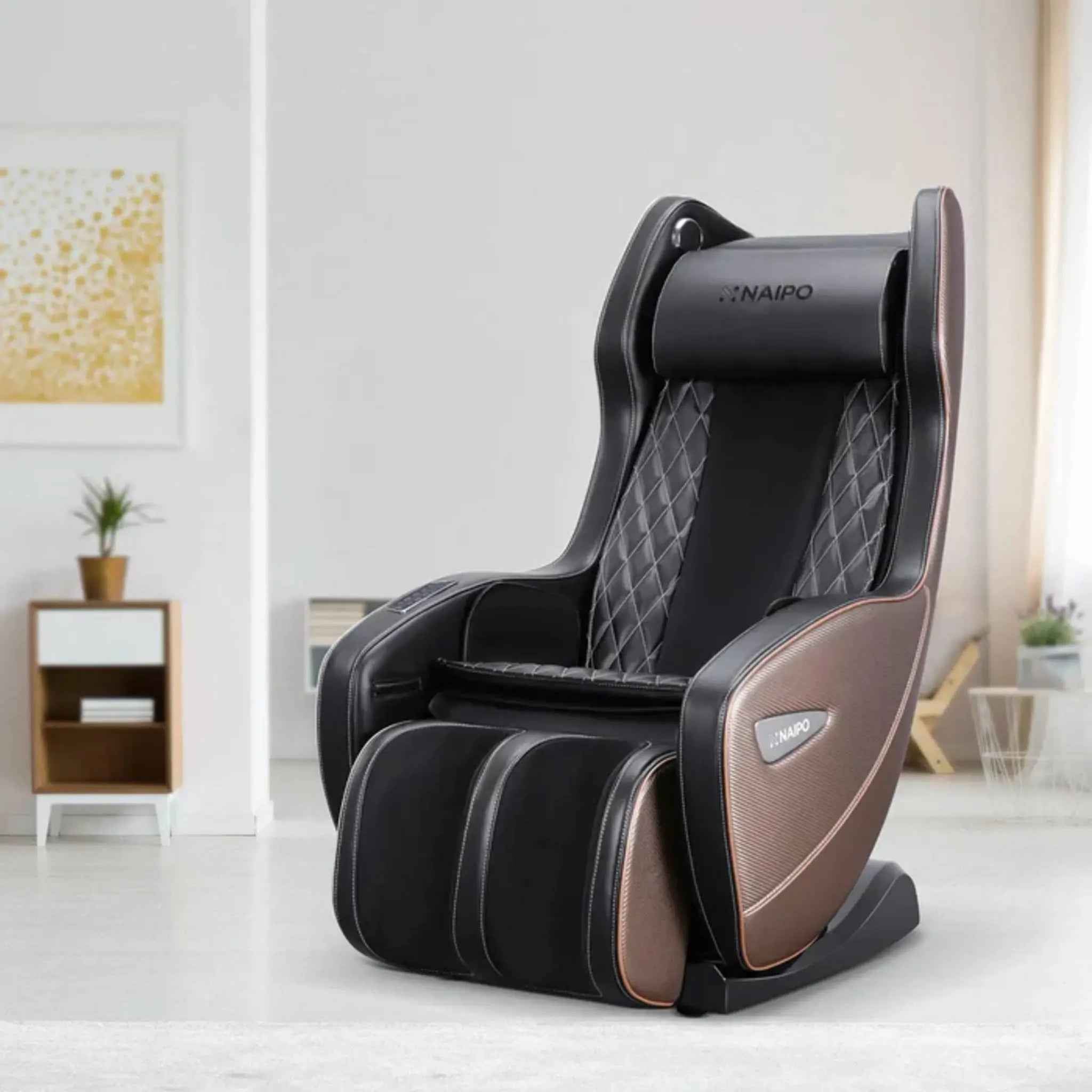 Naipo Premium Massage Chair with Bluetooth - Space-saving - MassageKraft